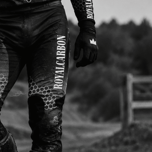 Portrait motocross monochrome Royalcarbon Pantalon motocross 100 % personnalisable